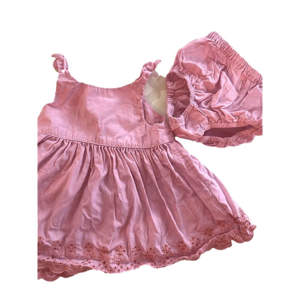 Joe Fresh Dress and bloomers 3-6 months pink eyelet - Picture 1 of 8